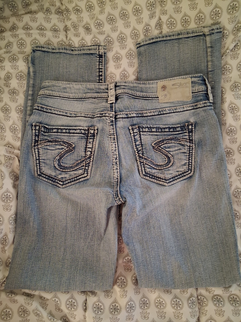 Silver Jeans Light Blue Straight Leg with Embroidered Back Pockets
